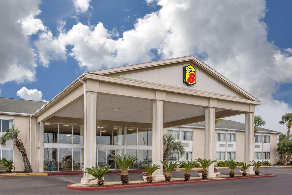 Super 8 By Wyndham Biloxi Motel Eksteriør billede