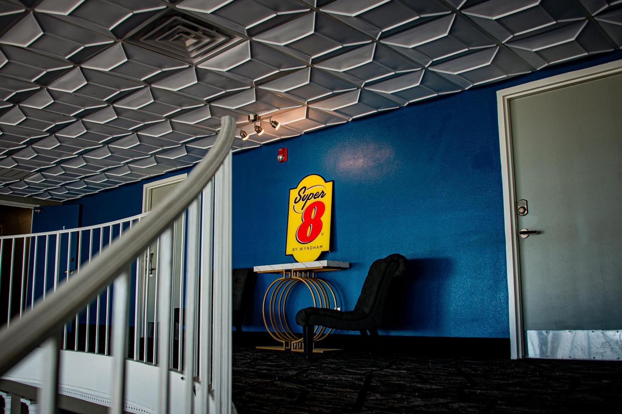 Super 8 By Wyndham Biloxi Motel Eksteriør billede