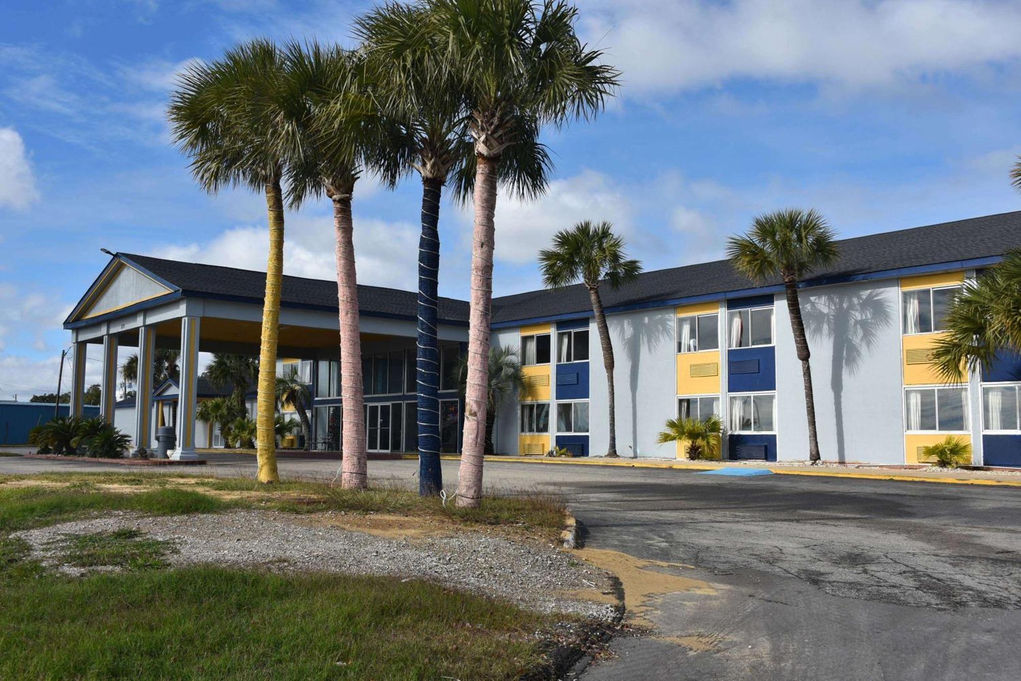 Super 8 By Wyndham Biloxi Motel Eksteriør billede